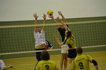 KGS gewann knapp im Tiebreak gegen die Raben aus Merseburg.